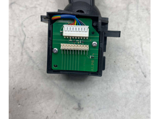 Ручка стеклоочистителей 31264354   Volvo V70