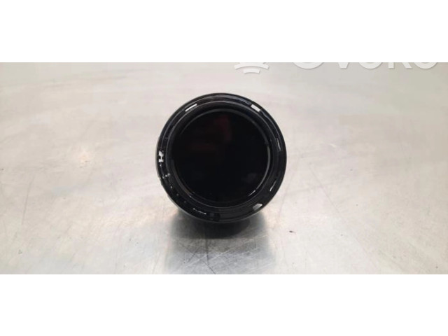 Дисплей    6702666850   Maserati Grecale