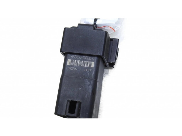 Реле насоса горючего