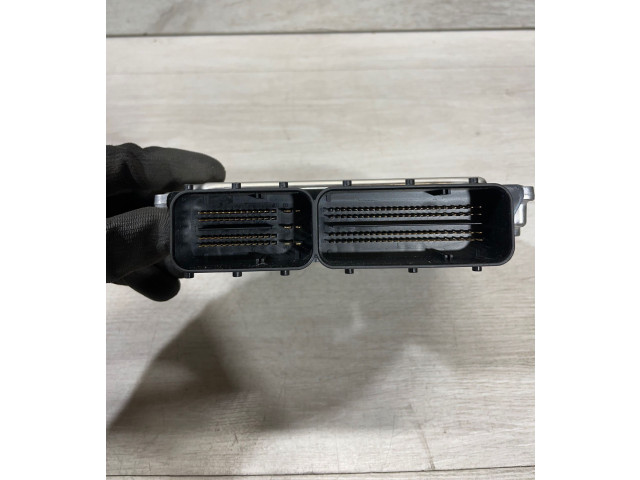 Řídící jednotka 7806976, 0281014437 BMW 5 E60 E61 2008