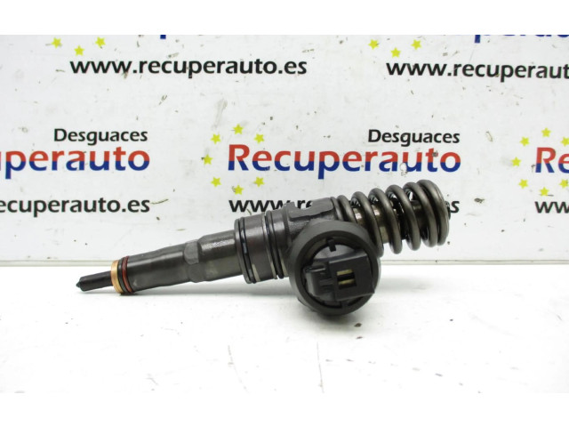 Форсунка 038130073AG Skoda Fabia Mk2 (5J)