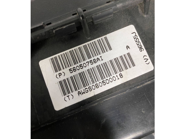 Pojistková skříňka 96555J Dodge Charger 2016