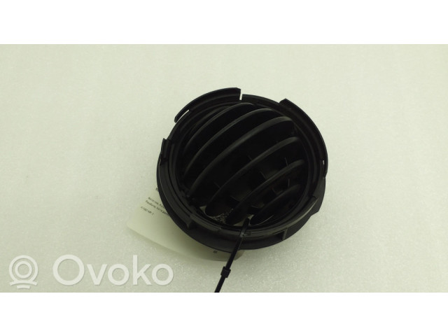 Боковая воздушная решётка