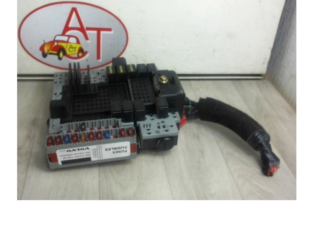 Блок предохранителей  9162321, 9162321   Volvo S80    