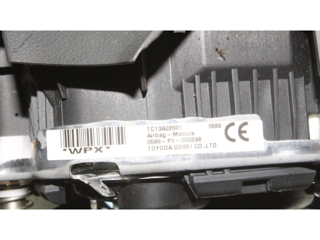 Подушка безопасности водителя TG13A02001 Subaru Outback (BS)