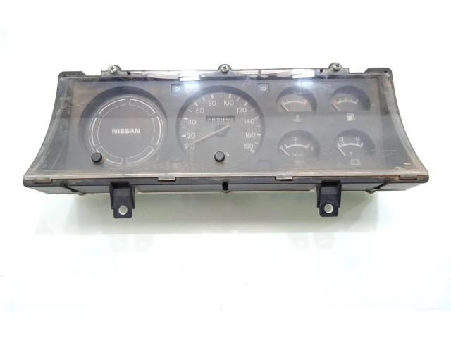 Přístrojová deska Nissan Patrol 160 19583009