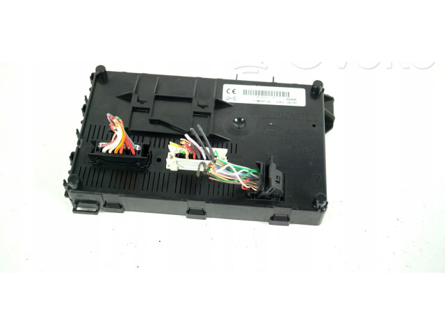 Блок комфорта P8200065817B   Renault Clio II   