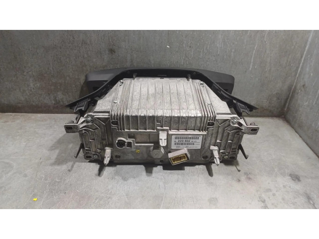 Панель приборов 9822060280 Peugeot 2008 I