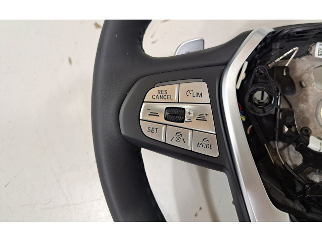 Руль BMW X3 G01  2018 - 2024 года 6883777      