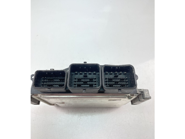 Блок управления двигателем Блок управления 9808016480, 0281030548 Peugeot 2008 I