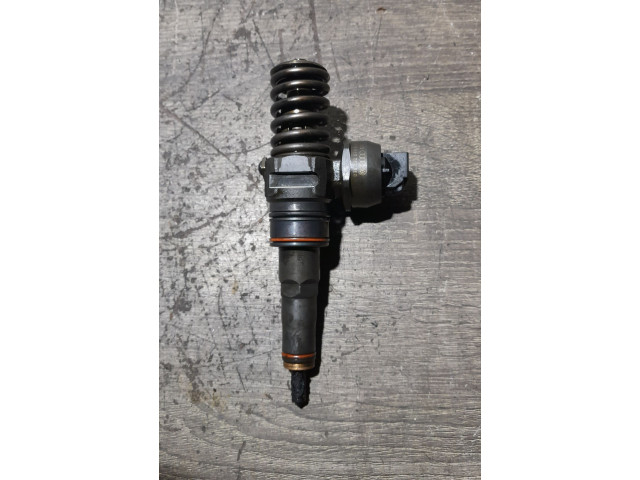 Vstřikovač 038130073AQ Volkswagen Caddy