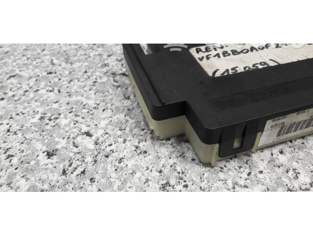 Блок предохранителей 21624653-9d Renault Clio I