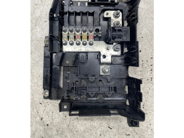 Pojistková skříňka 7L0937548C Audi Q7 4L 2013