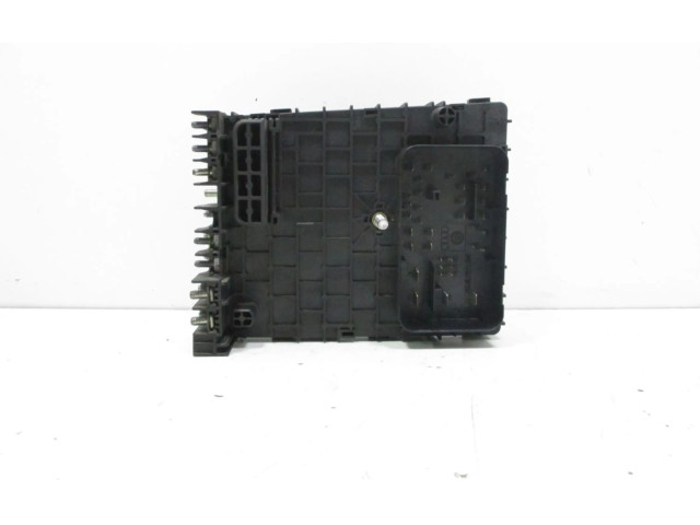 Pojistková skříňka 3C0937125 Volkswagen PASSAT 2009