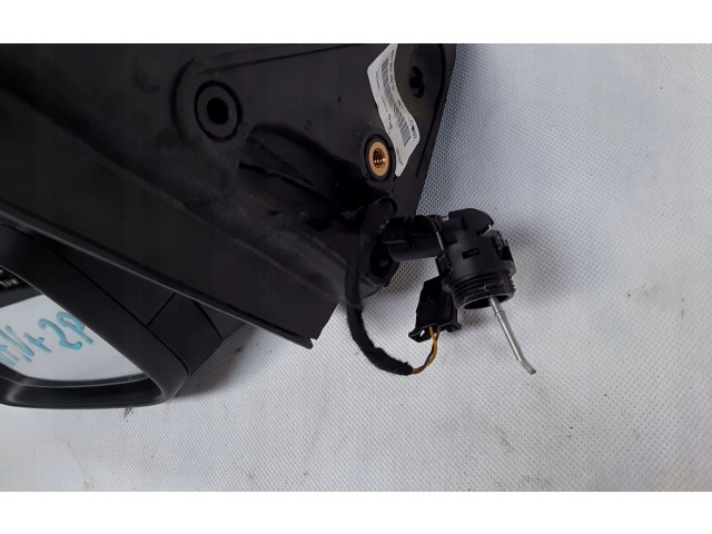 Зеркало электрическое        Skoda Fabia Mk3 (NJ)  2015 - 2021 года   