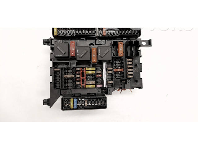 Pojistková skříňka 9270356 BMW 2 F46 2015