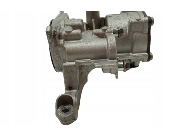 Масляный насос   04L145112, TDI  Volkswagen Jetta VI 