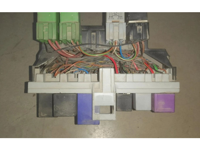 Pojistková skříňka Opel Astra F