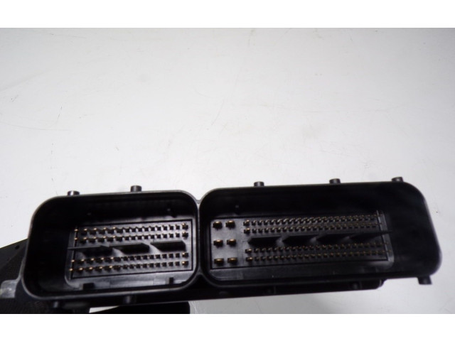 Блок управления двигателя 05E906018DGBS, 05E907309   Audi A1