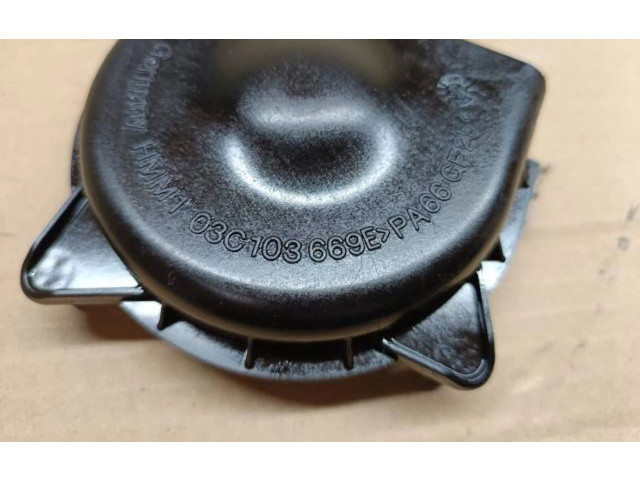 Масляный насос  CAX 03C103669E  Audi A1 