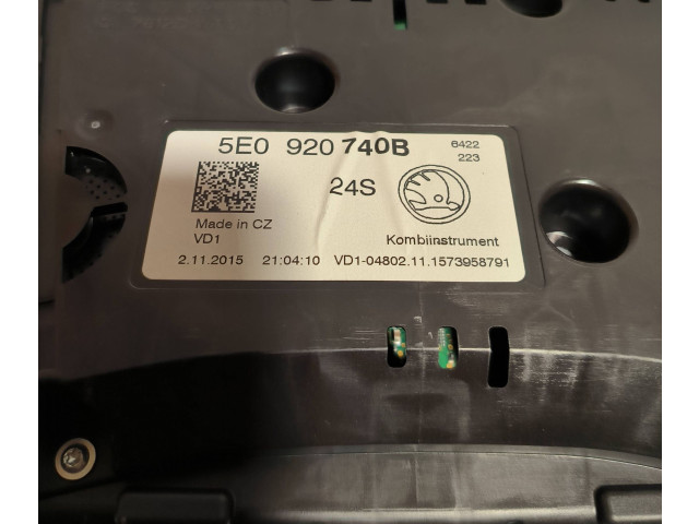 Панель приборов 5E0920740B Skoda Octavia Mk3 (5E)
