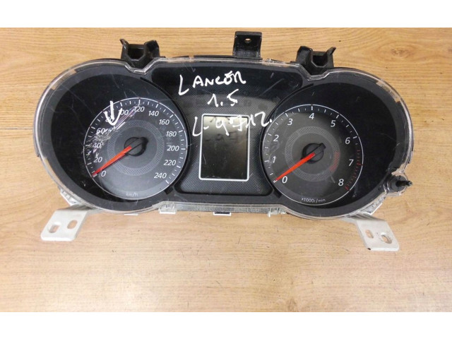 Панель приборов    Mitsubishi Lancer X       