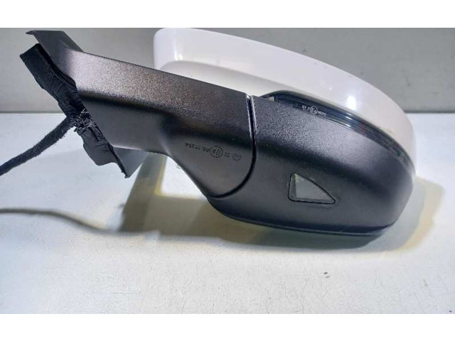 Зеркало электрическое Skoda Karoq 2017 - года