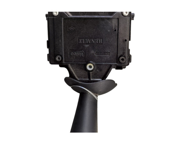 Ручка стеклоочистителей 8201168008 Dacia Lodgy