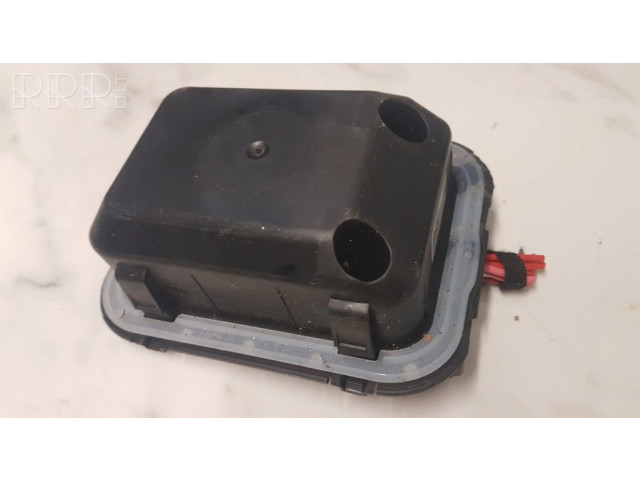 Pojistková skříňka A2225403150, 1622040080 Mercedes-Benz C W205 2016