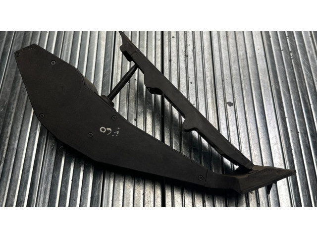 Педаль акселератора