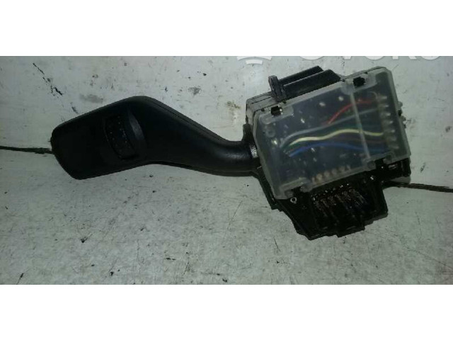 Ручка стеклоочистителей 1350067   Ford Focus