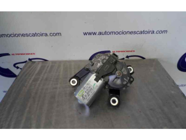 Моторчик заднего дворника     Opel Meriva A