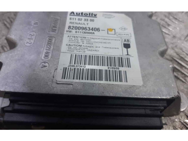 Блок подушек безопасности 8200963406   Renault Clio I