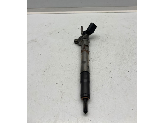 Форсунка 338002U000, 7KKNHGD    KIA Ceed  D4FE 