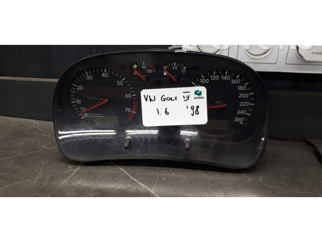 Дисплей    1j0919860D   Volkswagen Caddy