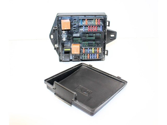 Блок предохранителей 6W8314A073AC Jaguar XK - XKR