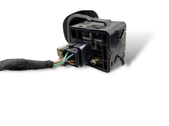 Ручка стеклоочистителей    Opel Antara