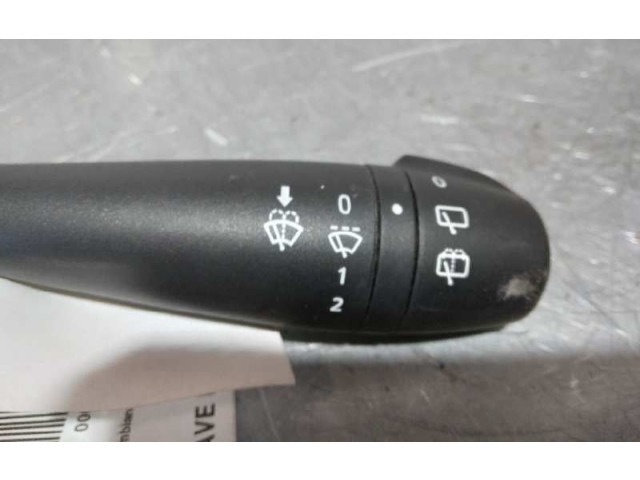 Ручка стеклоочистителей E10670223 Dacia Sandero