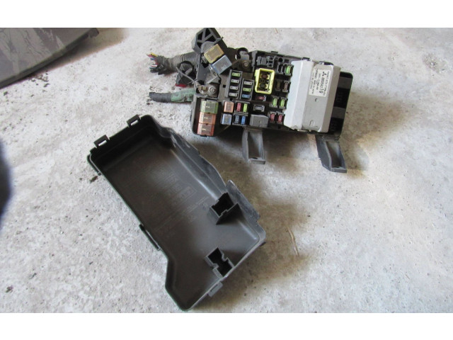 Pojistková skříňka 8638A019, 2520D4 Mitsubishi Pajero 2009