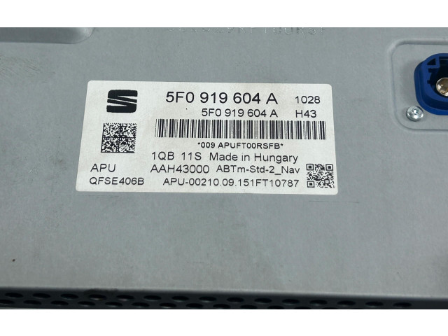 Дисплей    5F0919604A   Seat Ibiza IV (6J,6P)