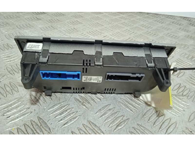 Блок управления климат-контролем 13132388 Opel Meriva A