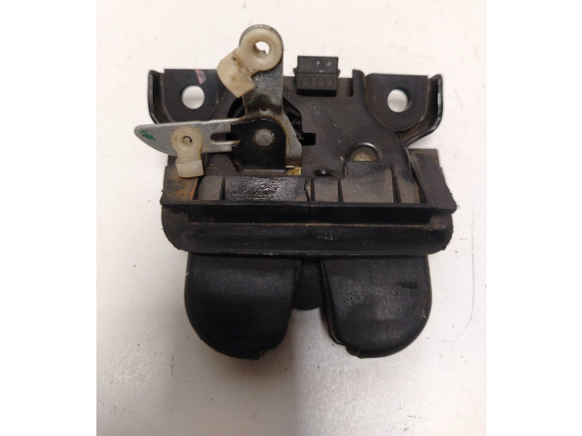 Замок багажника     Audi A6 S6 C5 4B 1997 - 2005 года