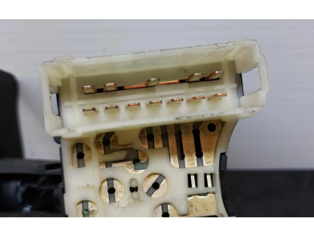 Включатель скорости стеклоочистителей Renault Clio II  1998 - 2001 года 6164      