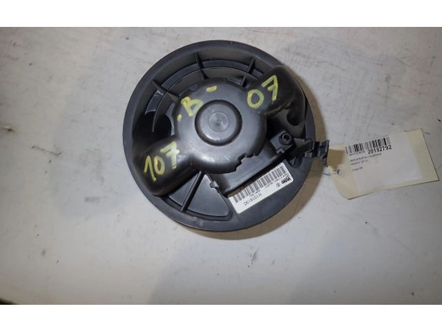 Вентилятор печки       Peugeot 107