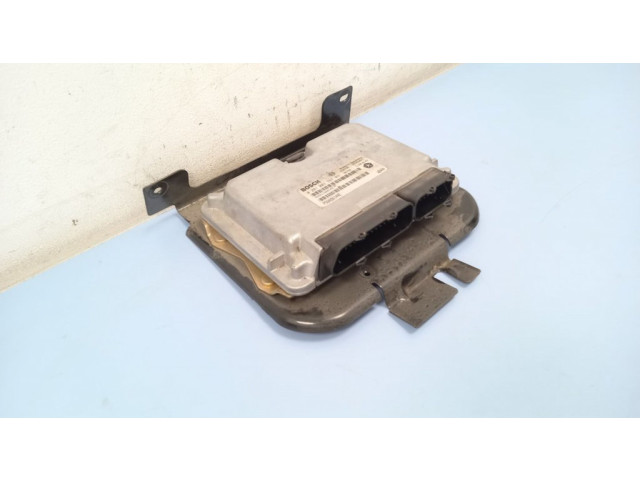 Блок управления двигателя 0281001767, P56029114AE Jeep Grand Cherokee (WJ)