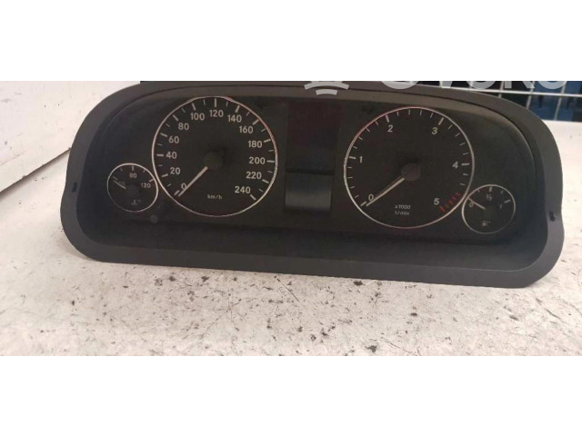 Панель приборов    Mercedes-Benz A W169       