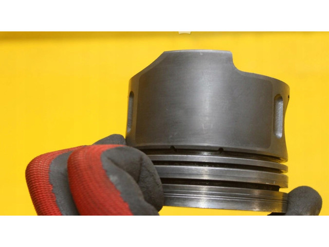 Píst Mercedes-Benz E W211