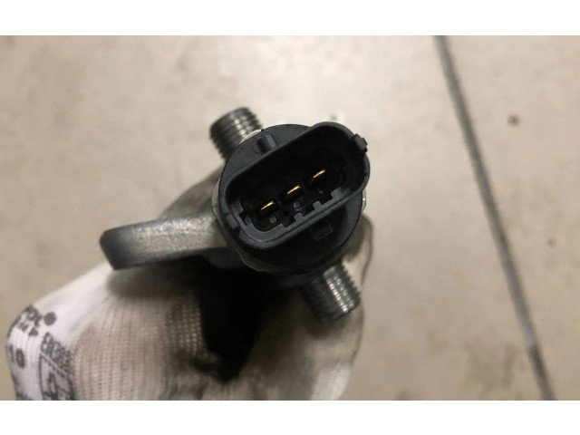 Топливная рампа 0445214363, 55272135   Jeep Renegade   для двигателя 7893348