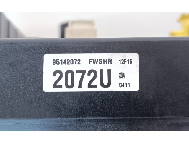   Pojistková skříňka 95142072   Opel Antara 2012