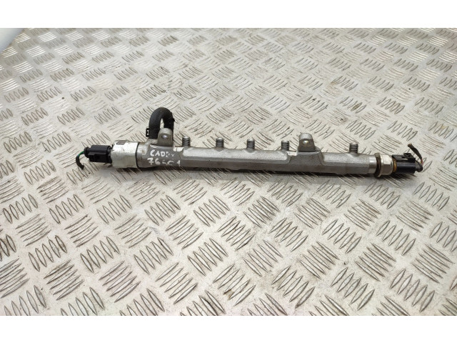 Vstřikovací lišta 03L130089B, 03L906054A Volkswagen Caddy CAYD